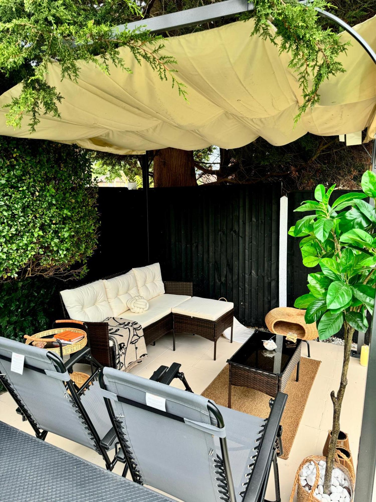 Contractor Haven- 3Bdr Crew House, Free Parking, Fast Wifi & Private Garden Apartment Nottingham Luaran gambar